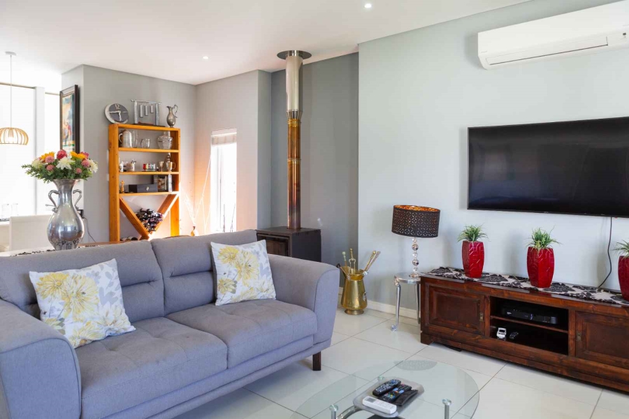 4 Bedroom Property for Sale in Val De Vie Estate Western Cape